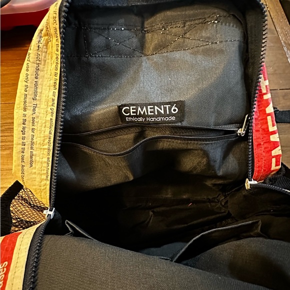 Minimal‎ Daypack - Picture 11 of 13